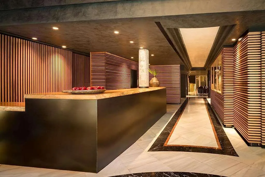 Contacten van Hotel Balmes 4